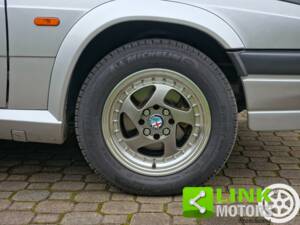 Imagen 7/10 de Alfa Romeo 75 1.8 (1992)