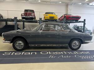 Image 8/37 of BMW 3200 CS (1964)