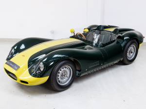 Image 41/42 of Lister Knobbly (1959)