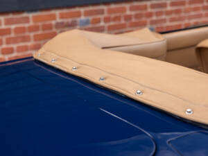 Image 61/68 of Aston Martin DB 6 Volante (1967)