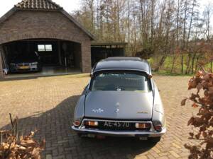 Image 4/14 de Citroën DS 21 Pallas (1967)