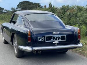 Image 5/12 of Aston Martin DB 4 (1959)