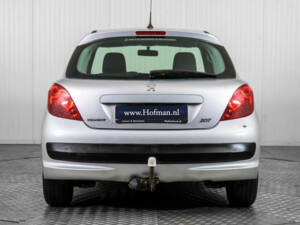 Bild 9/15 von Peugeot 207 1.4 (2006)