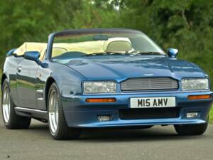 Immagine 5/50 di Aston Martin Virage Volante (1995)