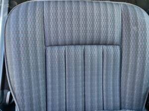 Immagine 12/19 di Mercedes-Benz E 200 (1993)