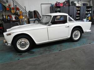 Image 5/50 of Triumph TR 4A (1967)