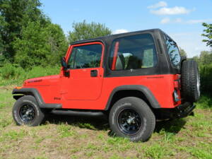 Afbeelding 53/58 van Jeep Wrangler 2.5L (1994)