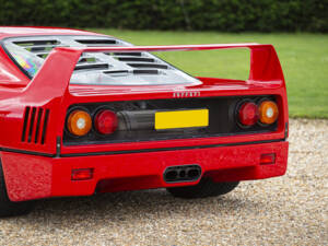 Image 35/50 de Ferrari F40 (1989)