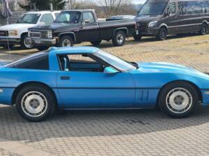 Image 4/20 of Chevrolet Corvette (1987)