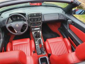 Image 13/24 de Alfa Romeo Spyder (1997)