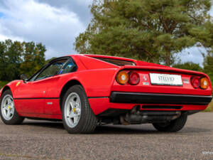 Image 27/65 of Ferrari 308 GTB (1978)