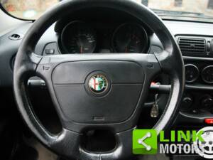 Image 10/10 de Alfa Romeo GTV 2.0 V6 Turbo (1996)