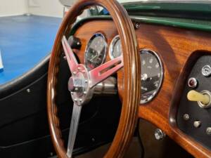 Bild 34/50 von Morgan 4&#x2F;4 Series V (1964)