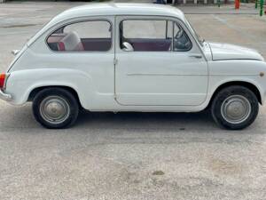 Image 4/6 de FIAT 600 D (1963)