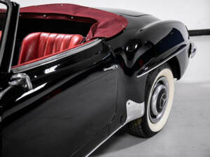 Image 28/31 of Mercedes-Benz 190 SL (1956)