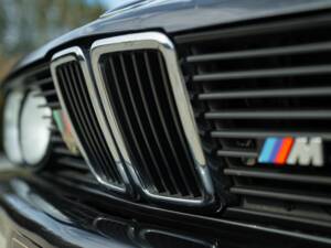 Immagine 21/50 di BMW M 535i (1985)