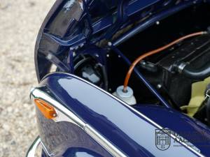 Image 27/50 of Triumph TR 250 (1968)