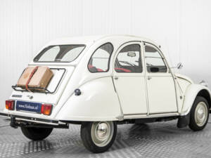 Image 2/50 de Citroën 2 CV 6 (1987)