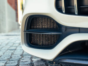 Image 23/100 of Mercedes-AMG GT-C Roadster (2017)