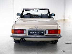 Image 9/43 de Mercedes-Benz 350 SL (1978)