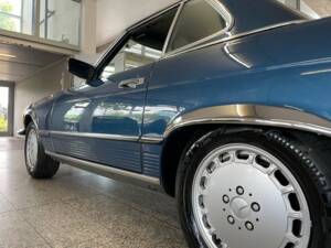 Afbeelding 12/19 van Mercedes-Benz 500 SL (1987)