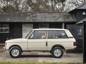 Image 2/22 of Land Rover Range Rover Classic (1972)