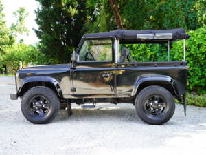 Bild 83/97 von Land Rover Defender 90 Td5 (2000)