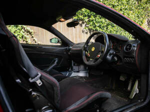 Image 13/50 of Ferrari 430 Scuderia (2009)