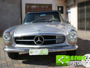 Image 3/10 de Mercedes-Benz 230 SL (1967)