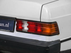 Bild 29/50 von Mercedes-Benz 190 D (1985)