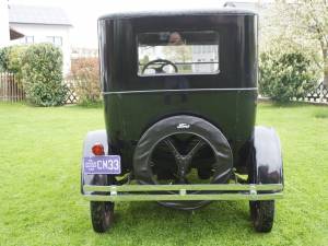 Image 13/26 of Ford Modell T (1926)