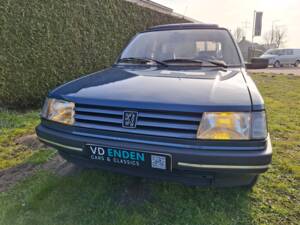 Image 6/27 de Peugeot 309 (1990)