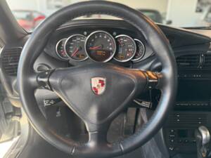 Bild 17/26 von Porsche 911 Turbo (2003)