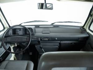 Immagine 24/50 di Volkswagen T3 Caravelle D 1.7 (1989)
