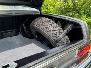 Image 36/47 of Mercedes-Benz 280 SE (1969)