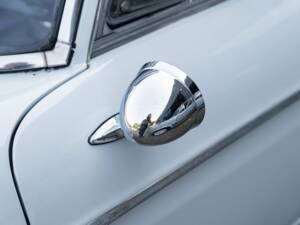 Image 14/29 of Peugeot 404 Coupé (1966)