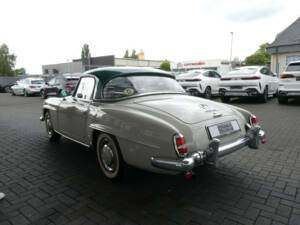 Image 6/29 of Mercedes-Benz 190 SL (1961)