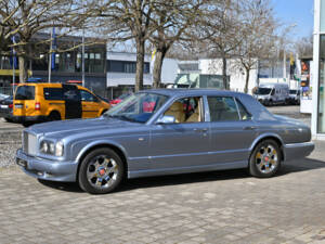 Image 11/29 of Bentley Arnage Le Mans (2001)