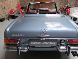 Bild 4/26 von Mercedes-Benz 280 SL (1969)