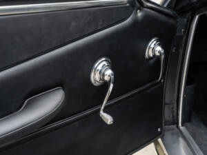 Bild 38/78 von Maserati 3500 GT Touring (1960)