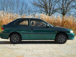 Image 5/43 of Hyundai Accent 1.3 (1997)