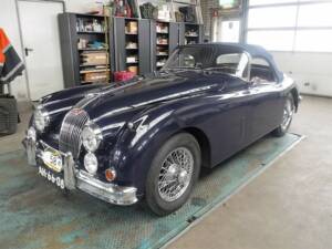 Image 1/50 de Jaguar XK 150 OTS (1959)