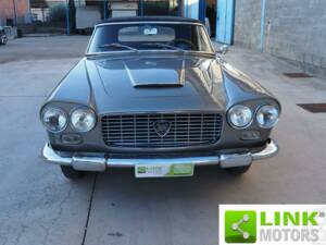 Image 2/10 of Lancia Flaminia GT Touring (1961)