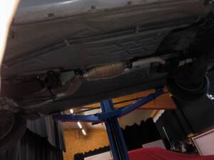 Image 54/78 de Mercedes-Benz 190 E 1.8 (1992)