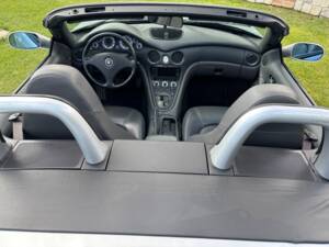 Image 13/27 of Maserati Spyder 4200 Cambiocorsa (2005)