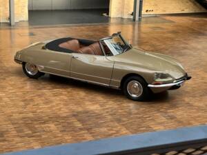 Imagen 3/31 de Citroën DS 21 Usine (1970)