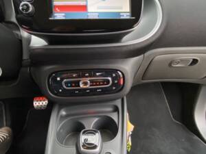 Image 6/11 of Smart Fortwo Brabus (2017)