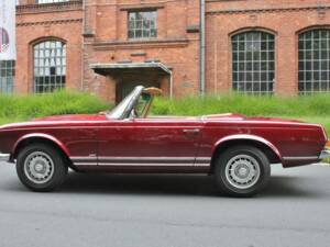 Imagen 2/16 de Mercedes-Benz 280 SL (1969)