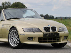 Image 7/50 of BMW Z3 Convertible 3.0 (2000)