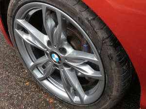 Image 15/27 of BMW M135i (2013)